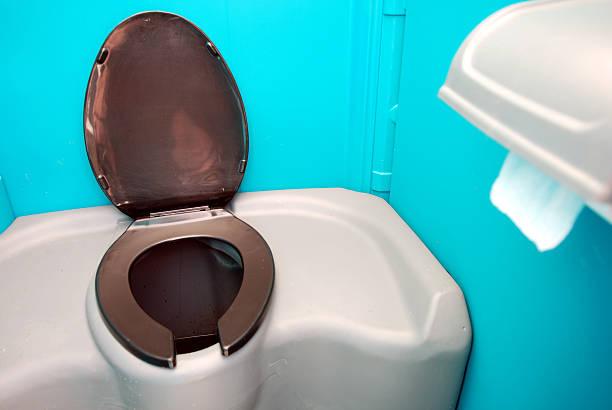 Best Portable bathroom rental  in Russellville, KY